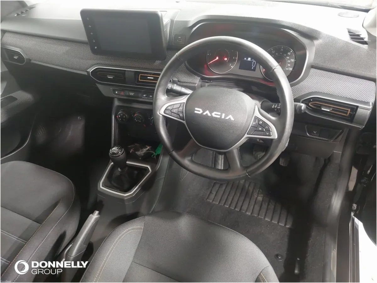 Dacia Sandero Stepway Hatchback Expression - Image 4