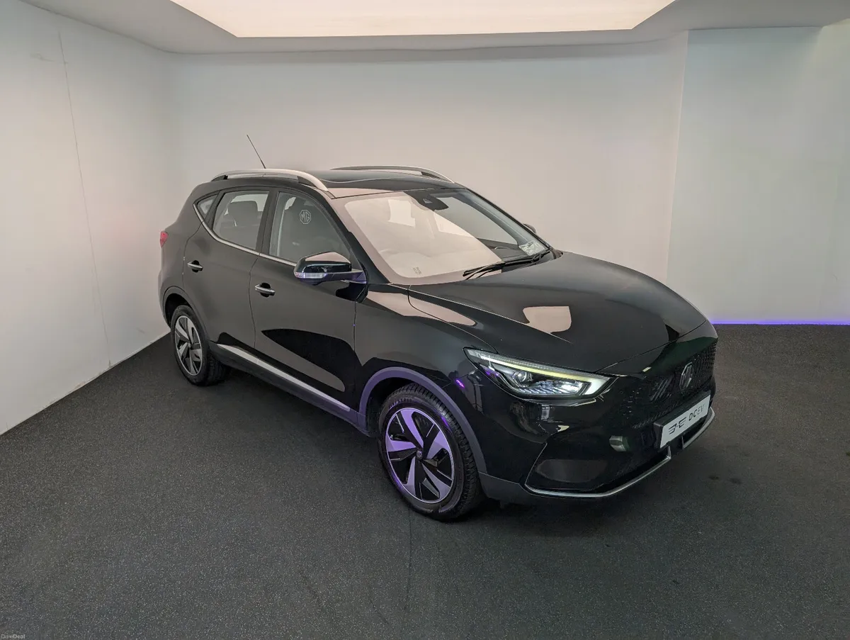 MG ZS EV Long Range Exclusive -with Pano Roof - Image 2