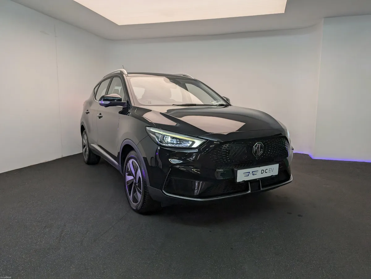MG ZS EV Long Range Exclusive -with Pano Roof - Image 4