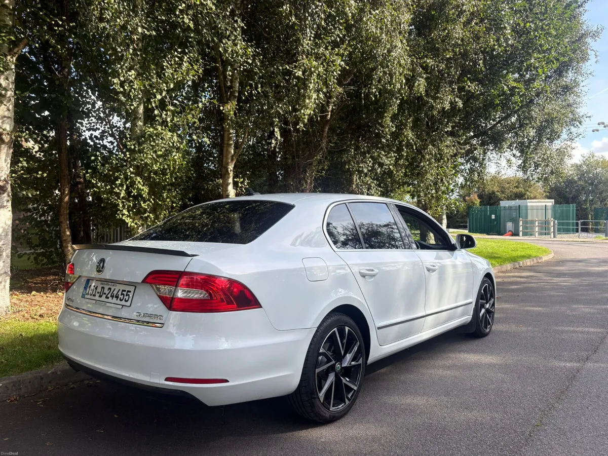 2015 Skoda Superb immaculate 1.6tdi - Image 3