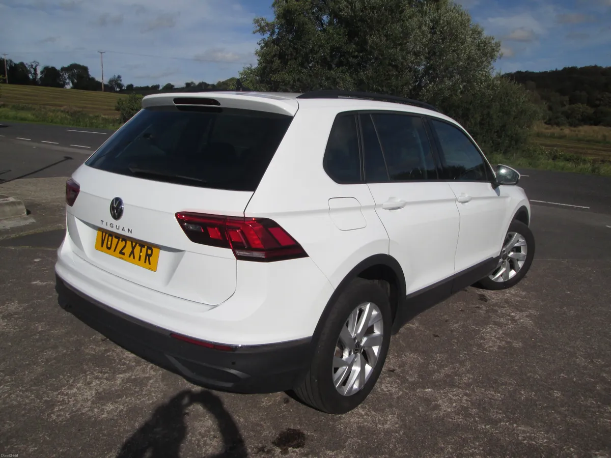 2022  VOLKSWAGEN  TIGUAN  2.0  TDI  LIFE  AUTOMATI - Image 4