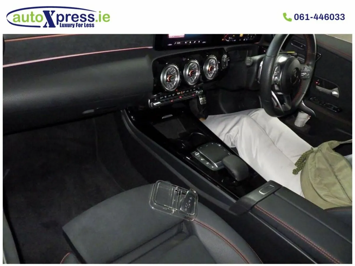 Mercedes-Benz CLA CLA SHOOTING BRAKE AMG LINE Auto - Image 2