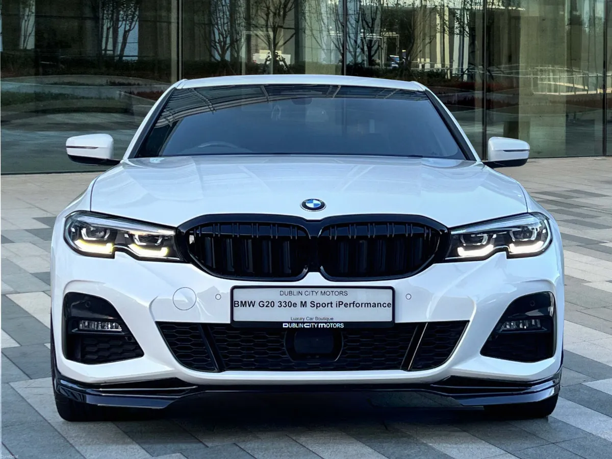 BMW 330e G20 M Sport iPerformance - Image 2