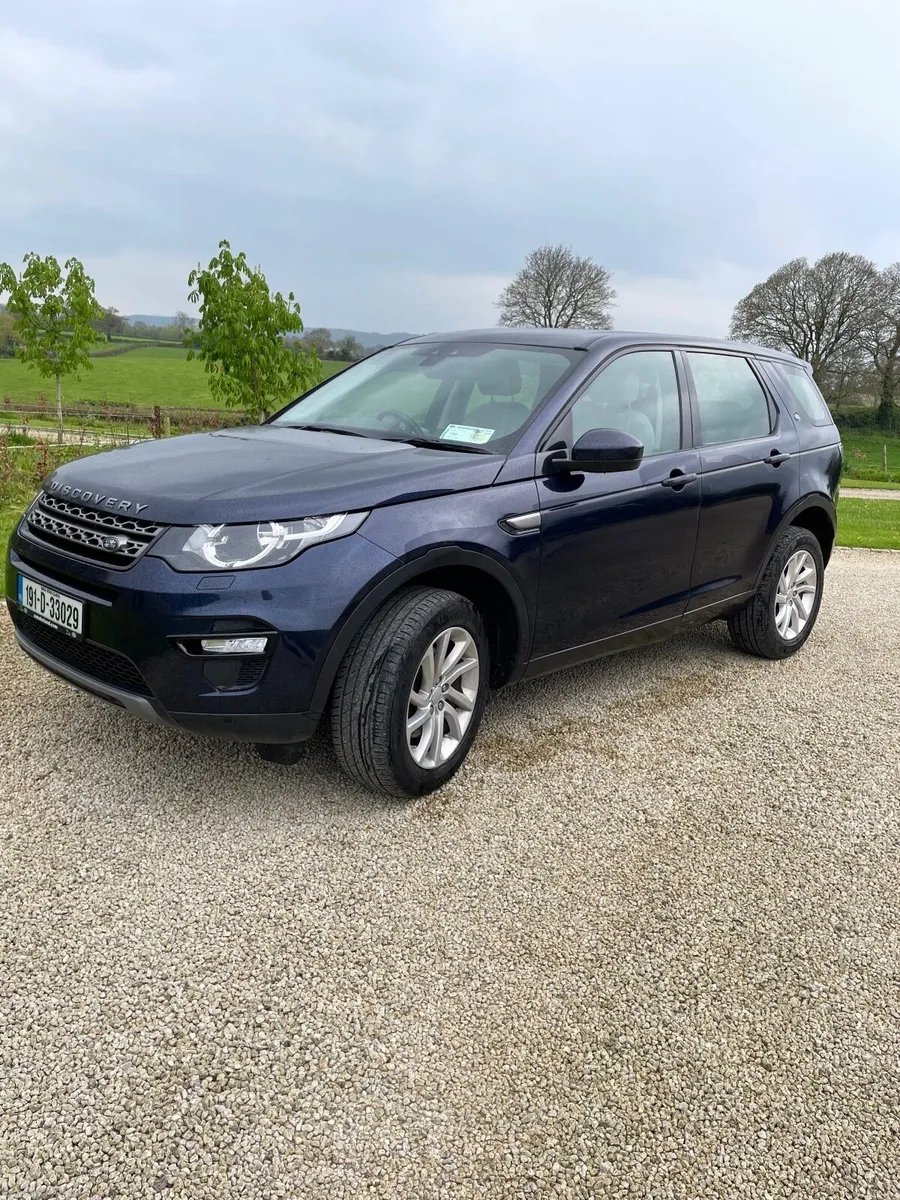 Land Rover Discovery Sport 2019 - Image 1
