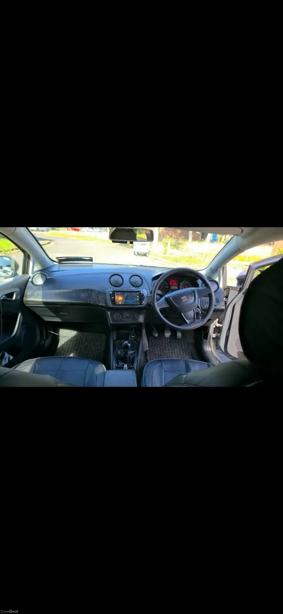 SEAT Ibiza 2013 - Image 2