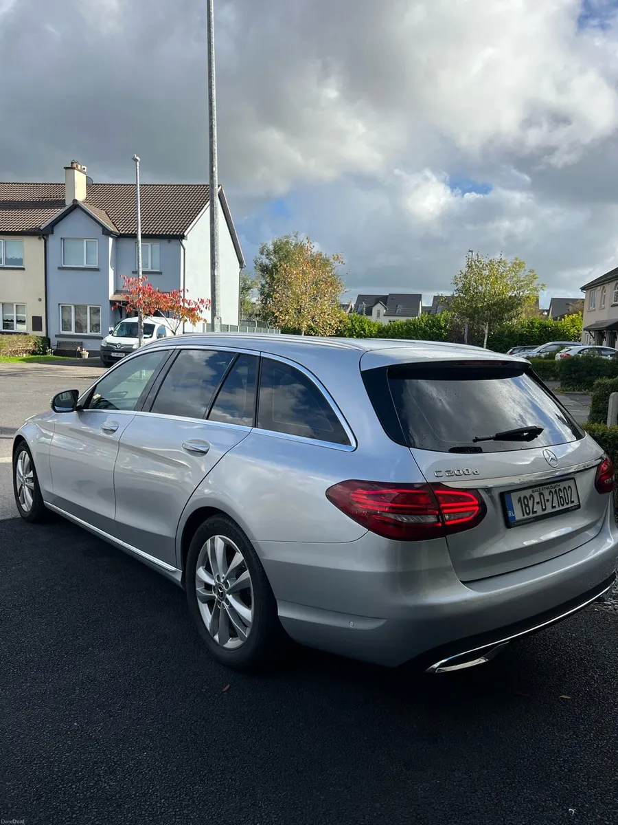 182 Mercedes-Benz C200 Facelift (2019 model) - Image 3