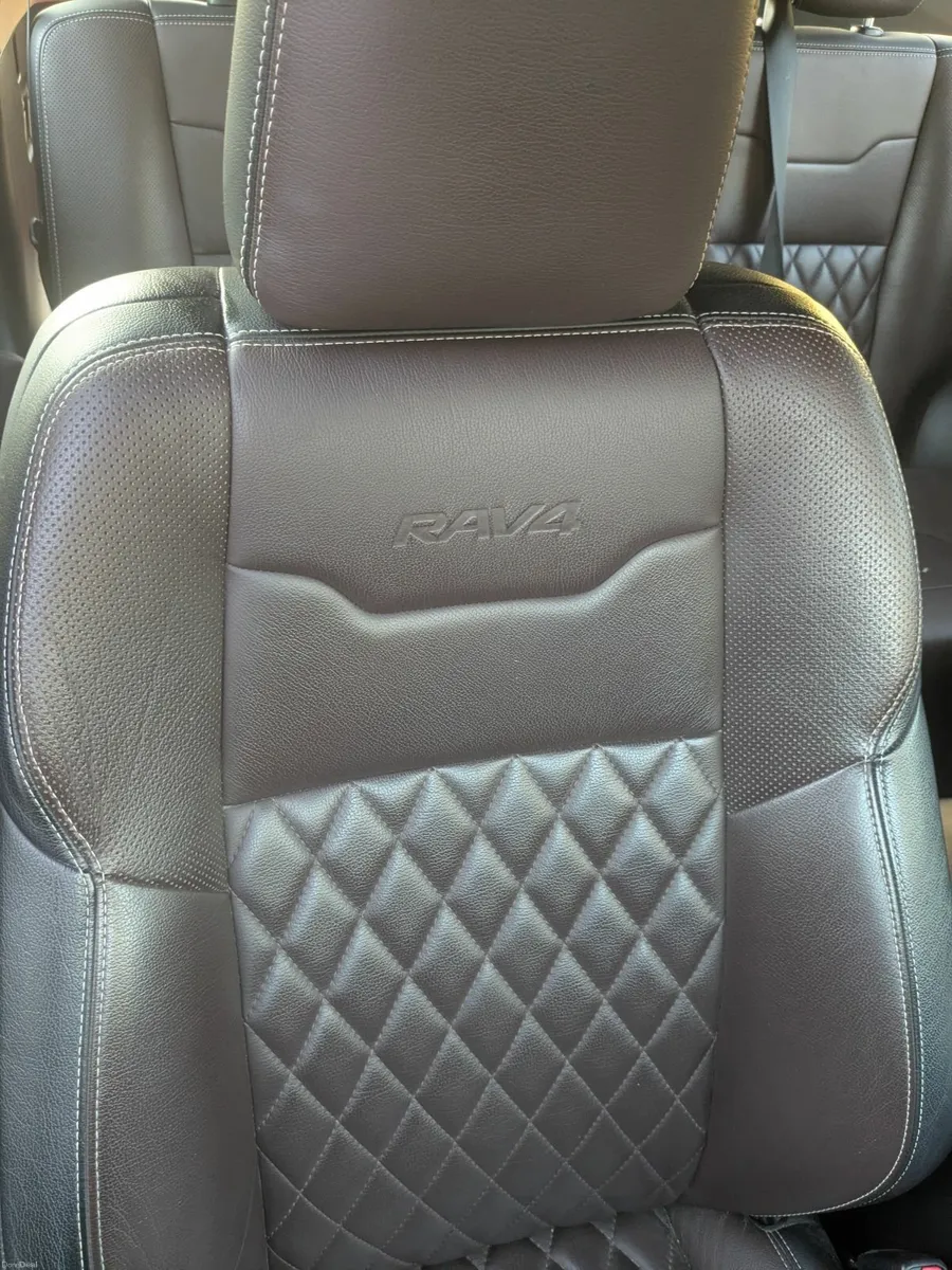 Toyota RAV4 2018 - Image 4