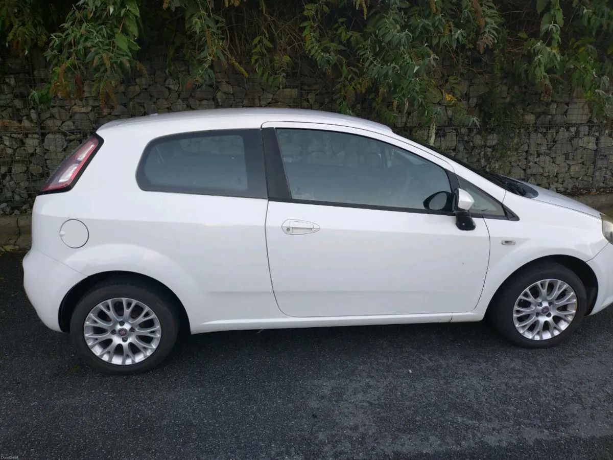 Fiat Punto Evo 1.2 petrol New NCT 01-27 - Image 2