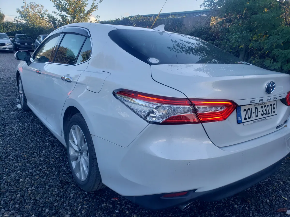 Toyota Camry 2020 - Image 4