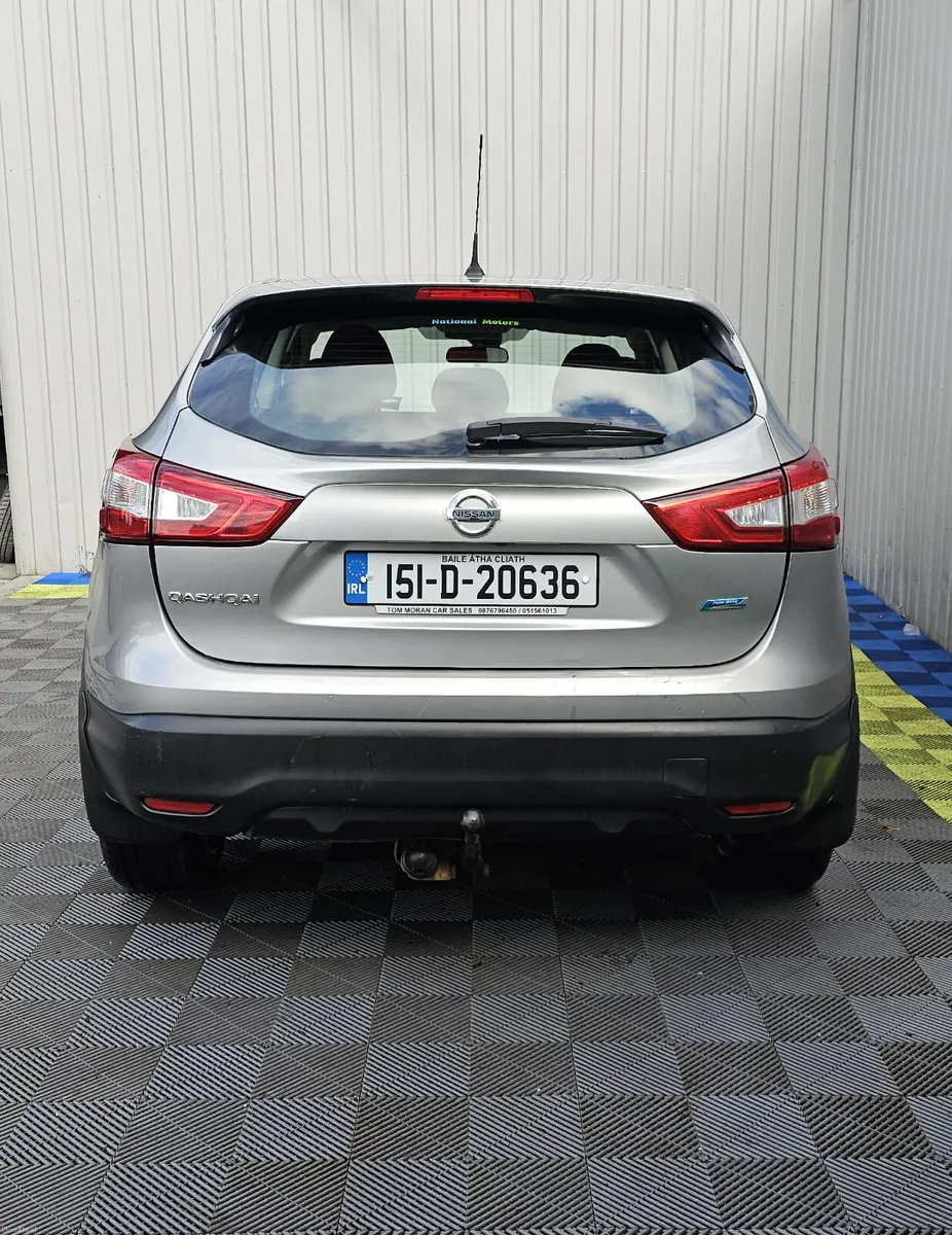 2015 Nissan Qashqai 1.5 DSL XE - Image 4