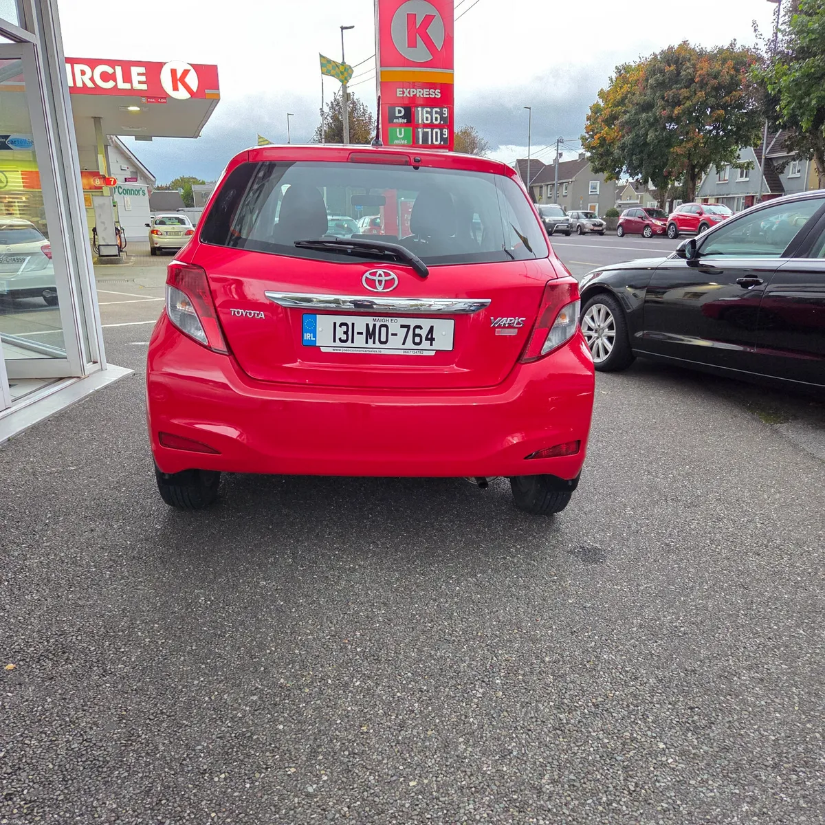 Toyota Yaris 2013 1.0 5DR Sport - Image 3