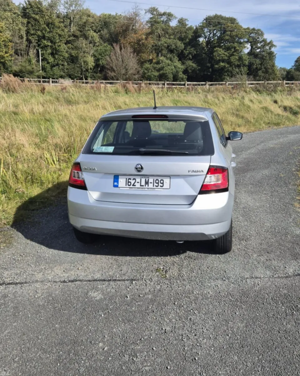 2016 Skoda Fabia ACTIVE 1.0 Petrol - Image 4
