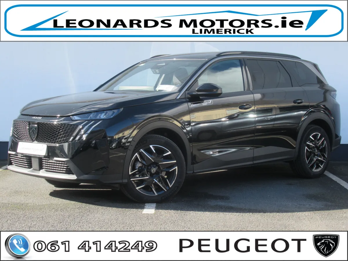 252 Peugeot 5008 Allure 1.2 Hybrid 136bhp *DEMO* - Image 3