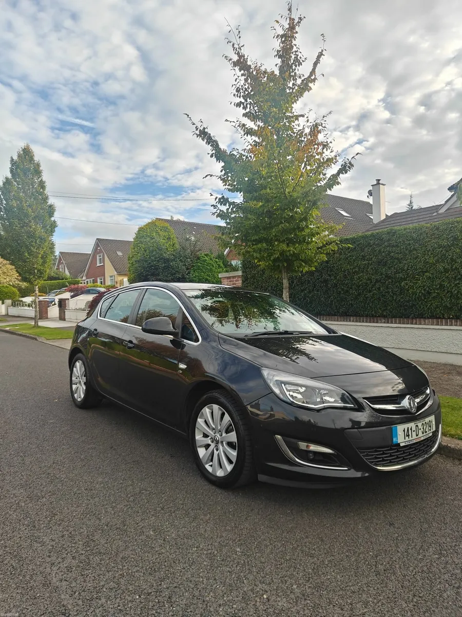 141 Vauxhall (Opel) Astra 2.0 CDTi Elite 165PS - Image 1