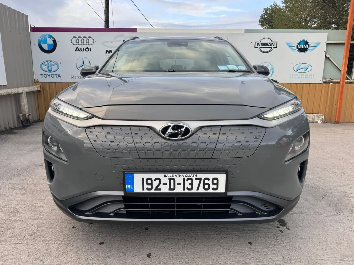 192 Hyundai KONA 64kWh Low Miles Warranty - Image 3