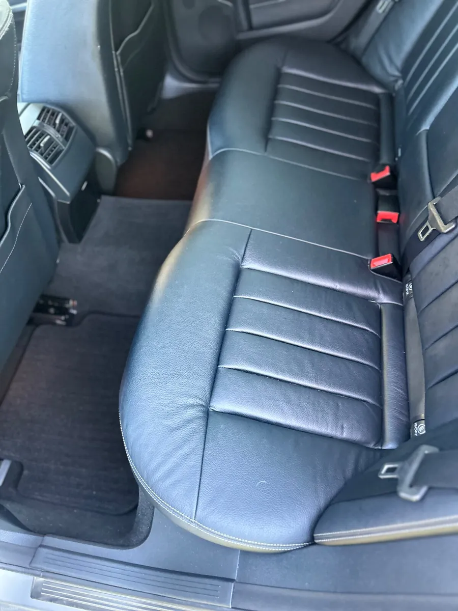 Mercedes-Benz E-Class 2015 - Image 5