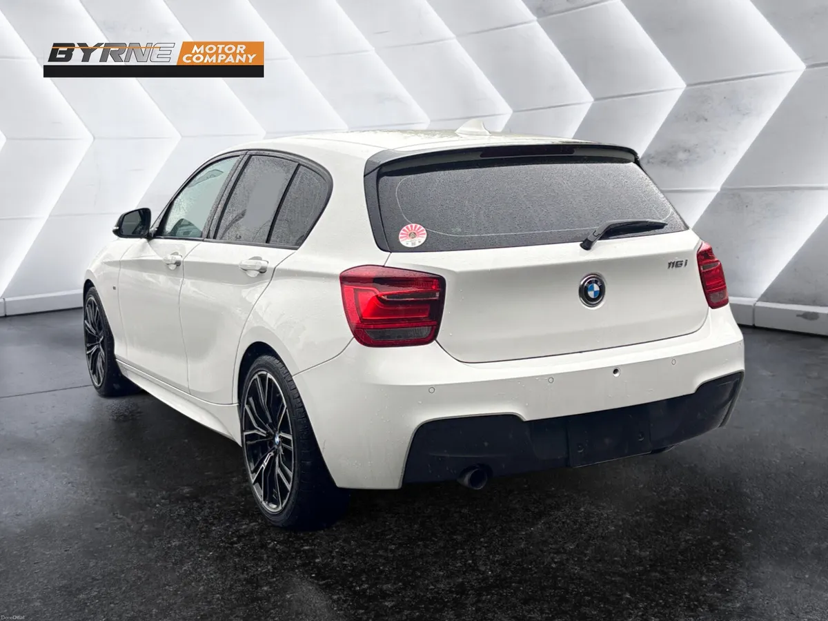 BMW 116i MSPORT AUTO, 2015 - Image 3