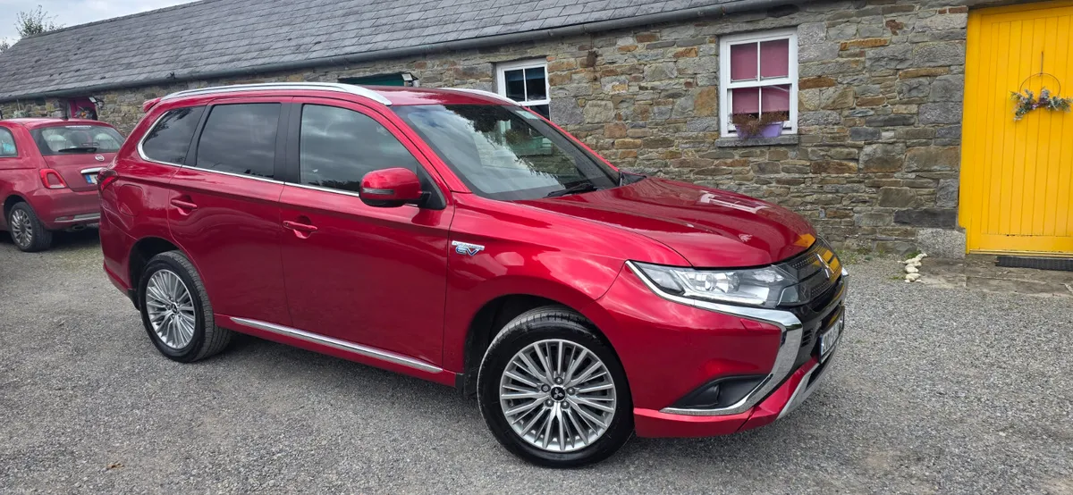 Mitsubishi Outlander 2020 PHEV **UNBEATABLE VALUE - Image 1