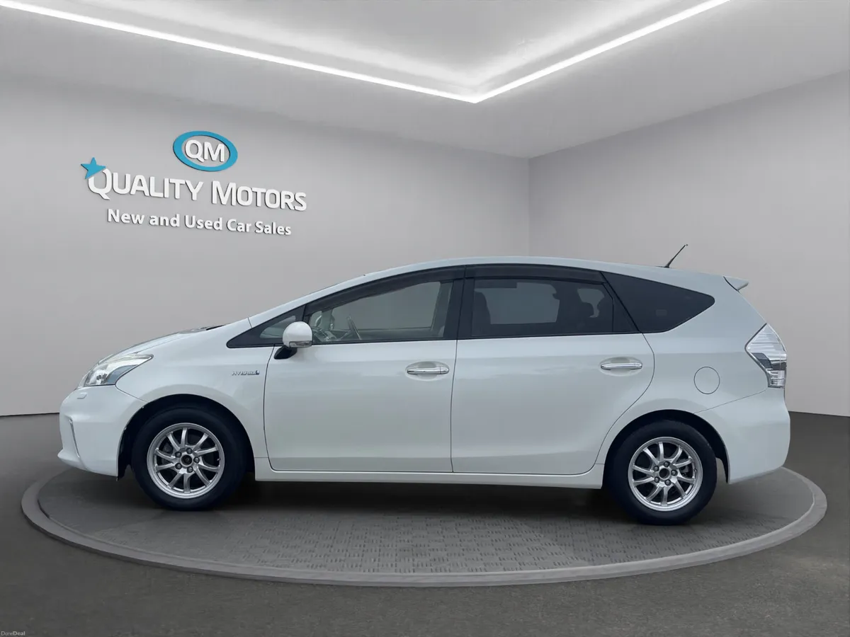 2014 TOYOTA PRIUS *7 SEATER* HYBRID (S17) - Image 4