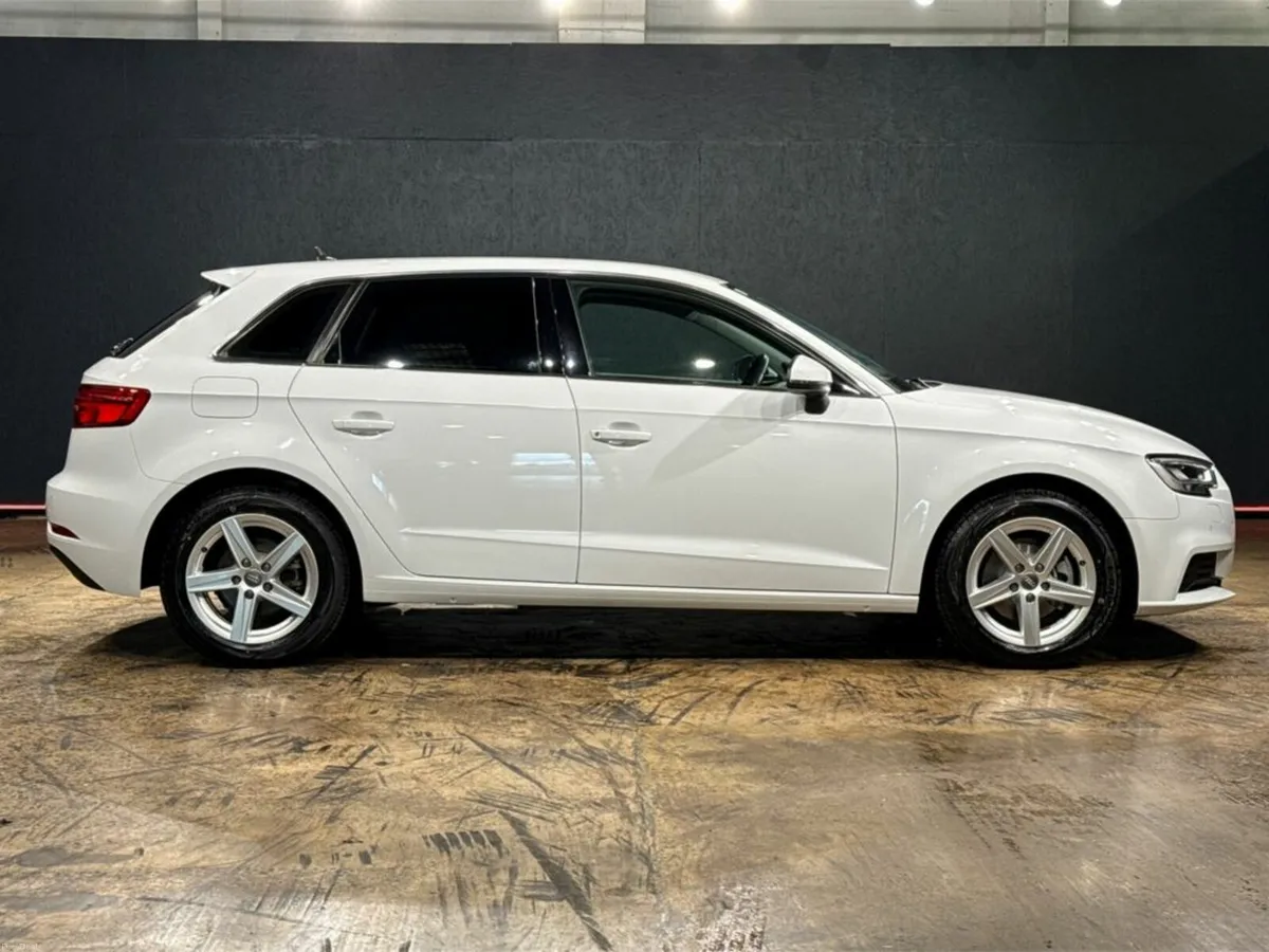 Audi A3 1.4L TFSI AUTOMATIC - REVERSE CAMERA - CRU - Image 3