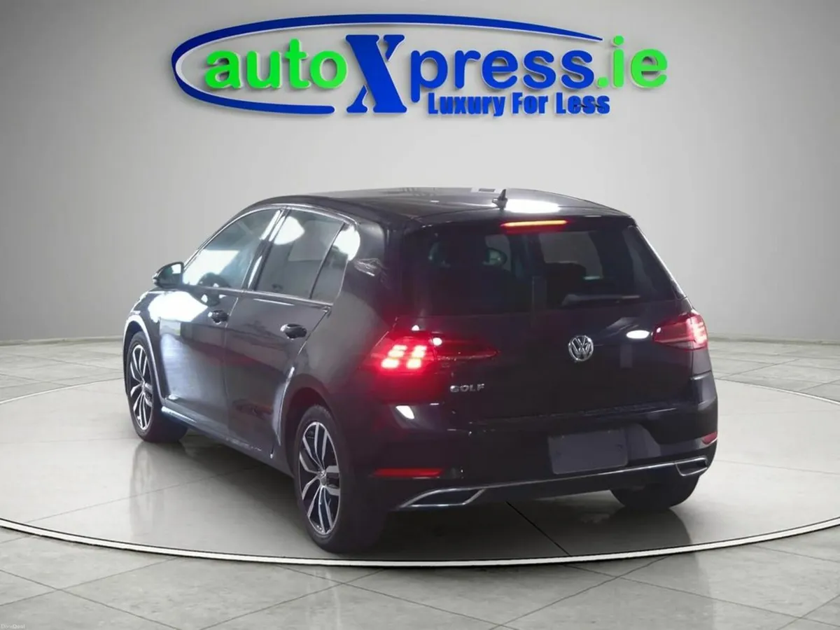 Volkswagen Golf 1, 4 TSI HIGHLINE TECH EDITION Aut - Image 3