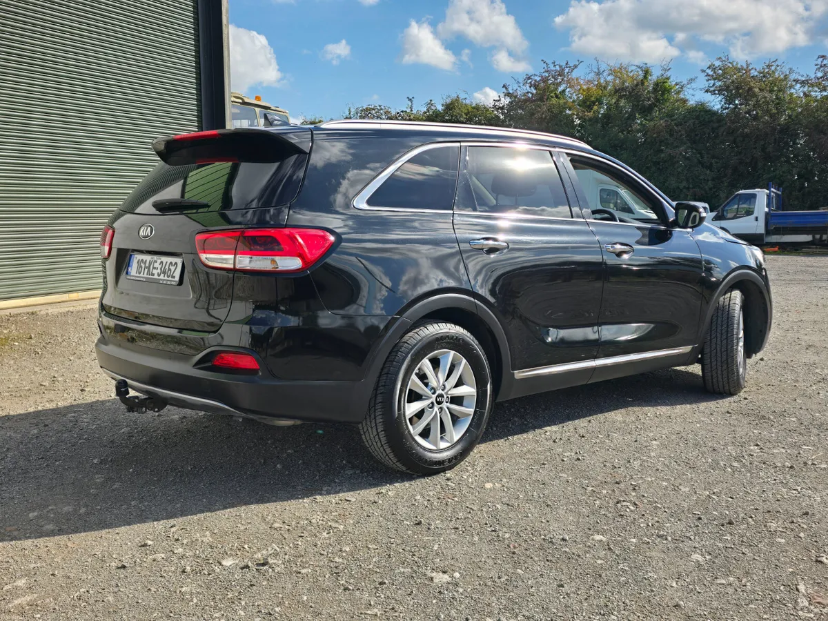 161 KIA SORENTO *2.2*PLATINUM*7 SEATS* - Image 2