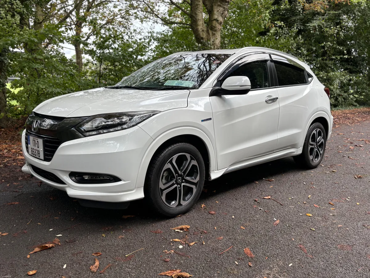 2017 Honda Vezel *LOW KMS* NCT 2027 - Image 3