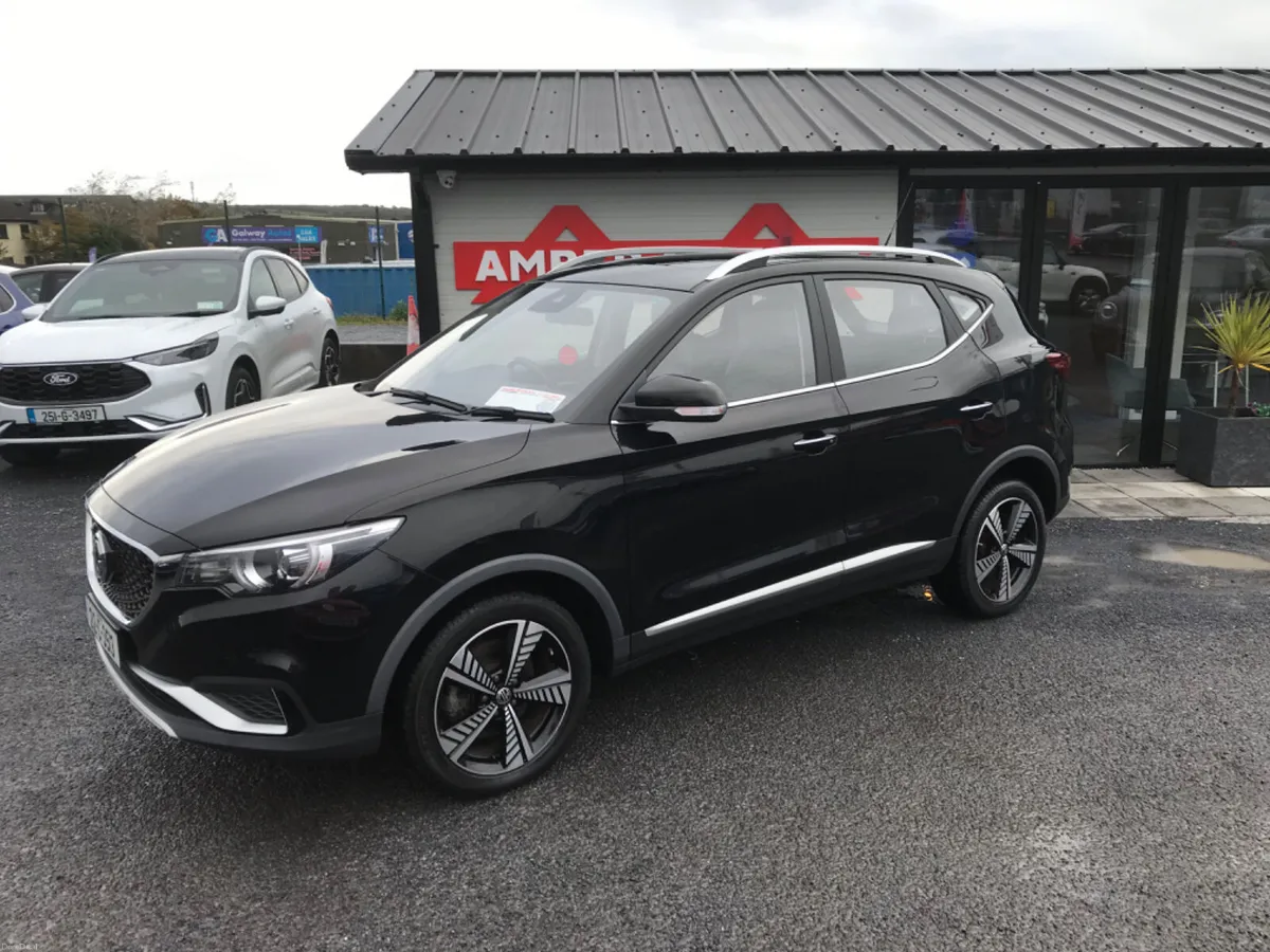 MG ZS 2021 - Image 1