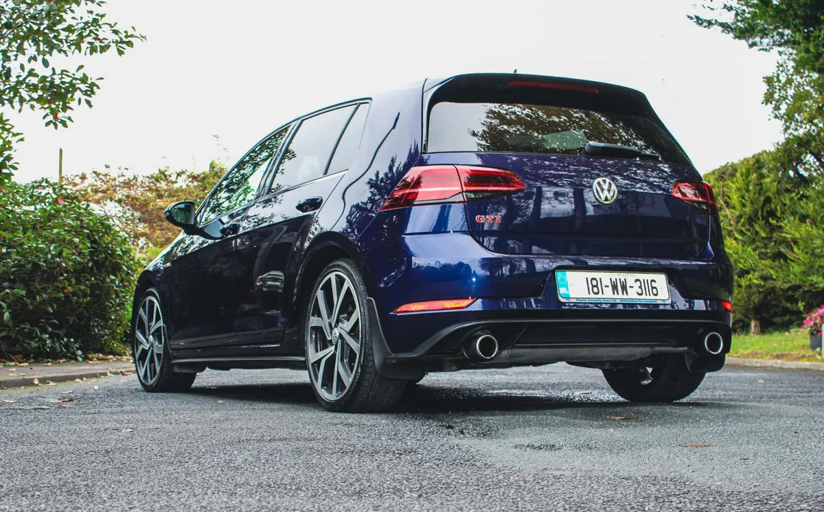 Volkswagen Golf 2018 Gti**Performance edt** - Image 2