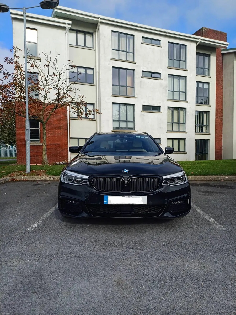 BMW 530i M Sport Touring 2019 - Image 1
