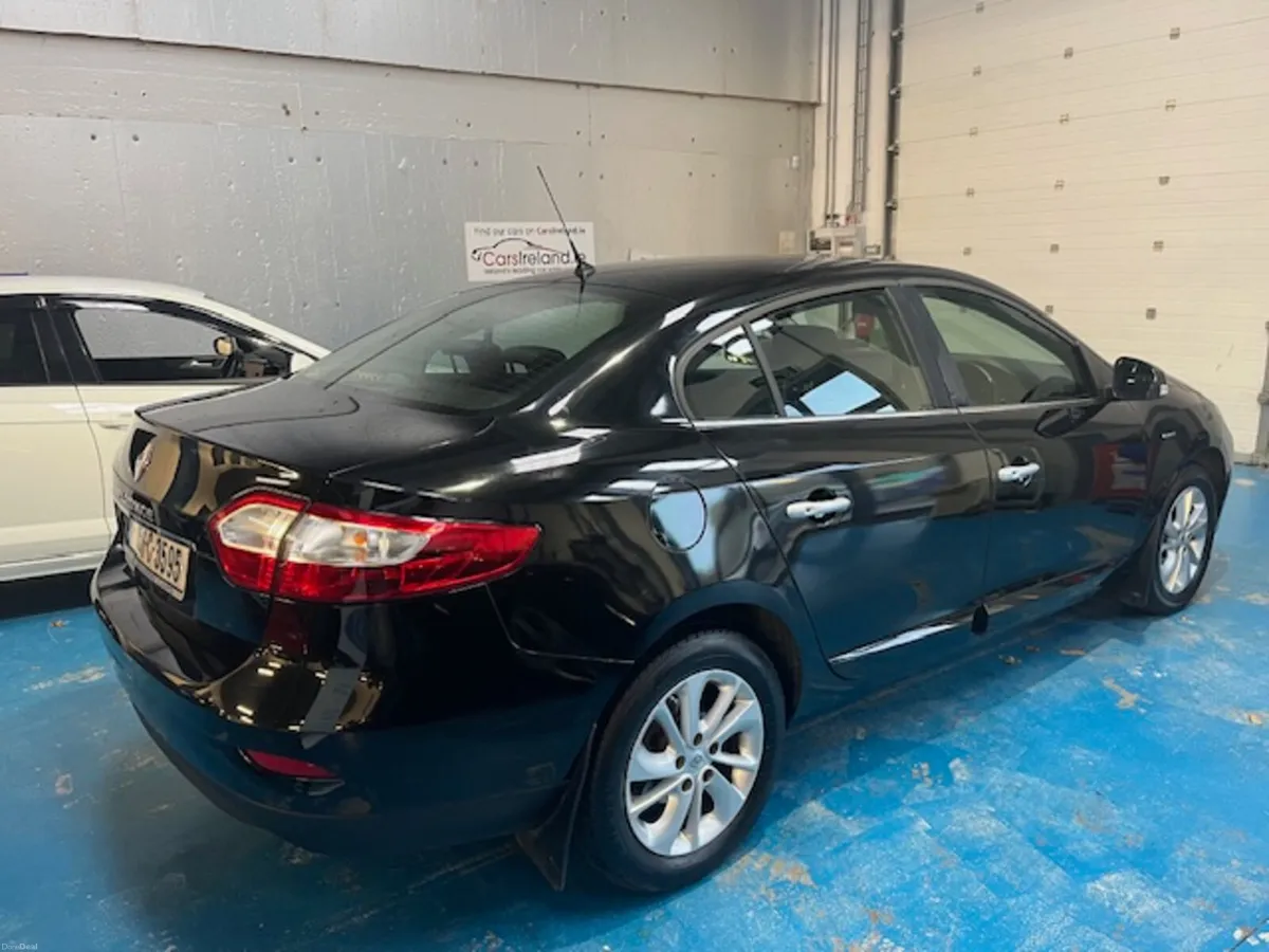 LIMITED EDITION 1.5 DCI LOW MILEAGE - Image 3