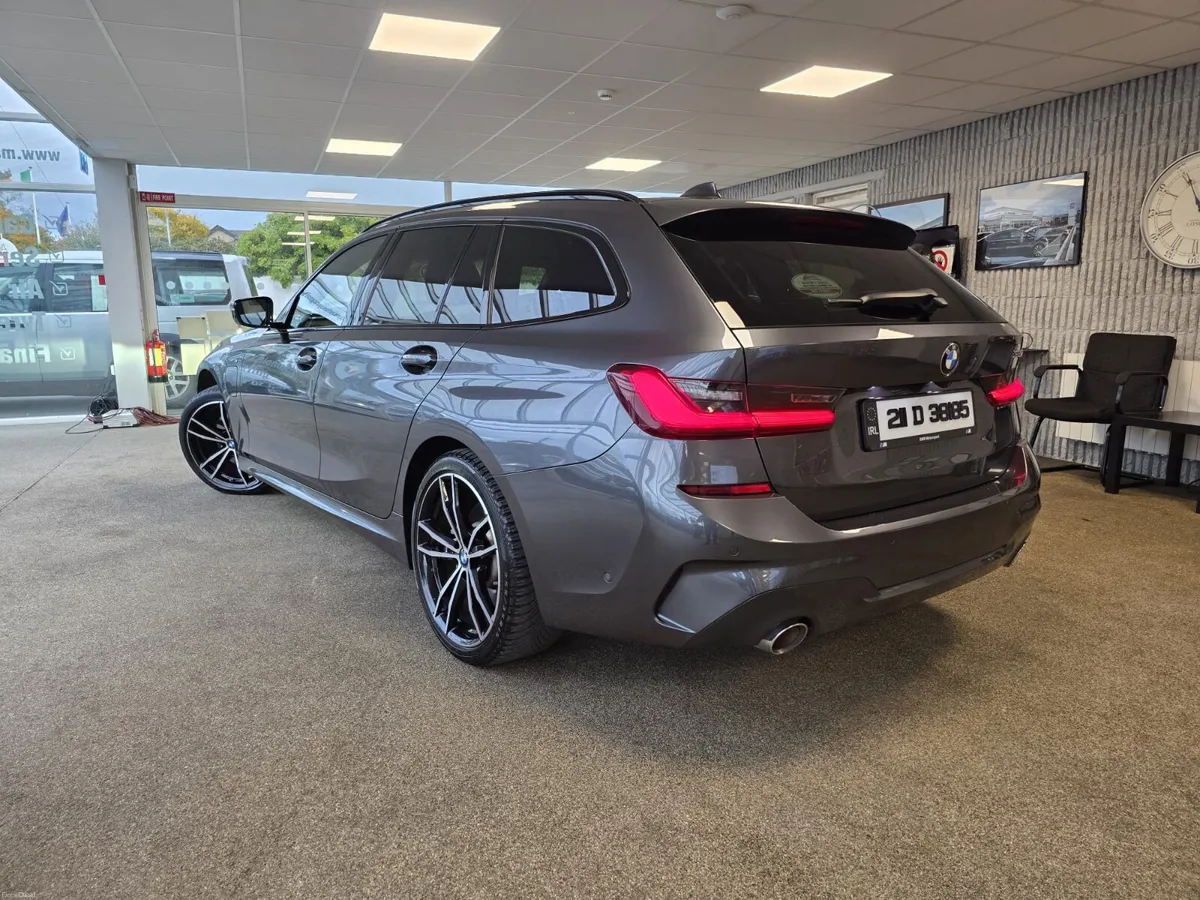 BMW 3-Series 2.0 330 MSport Hybrid 2021 - Image 3