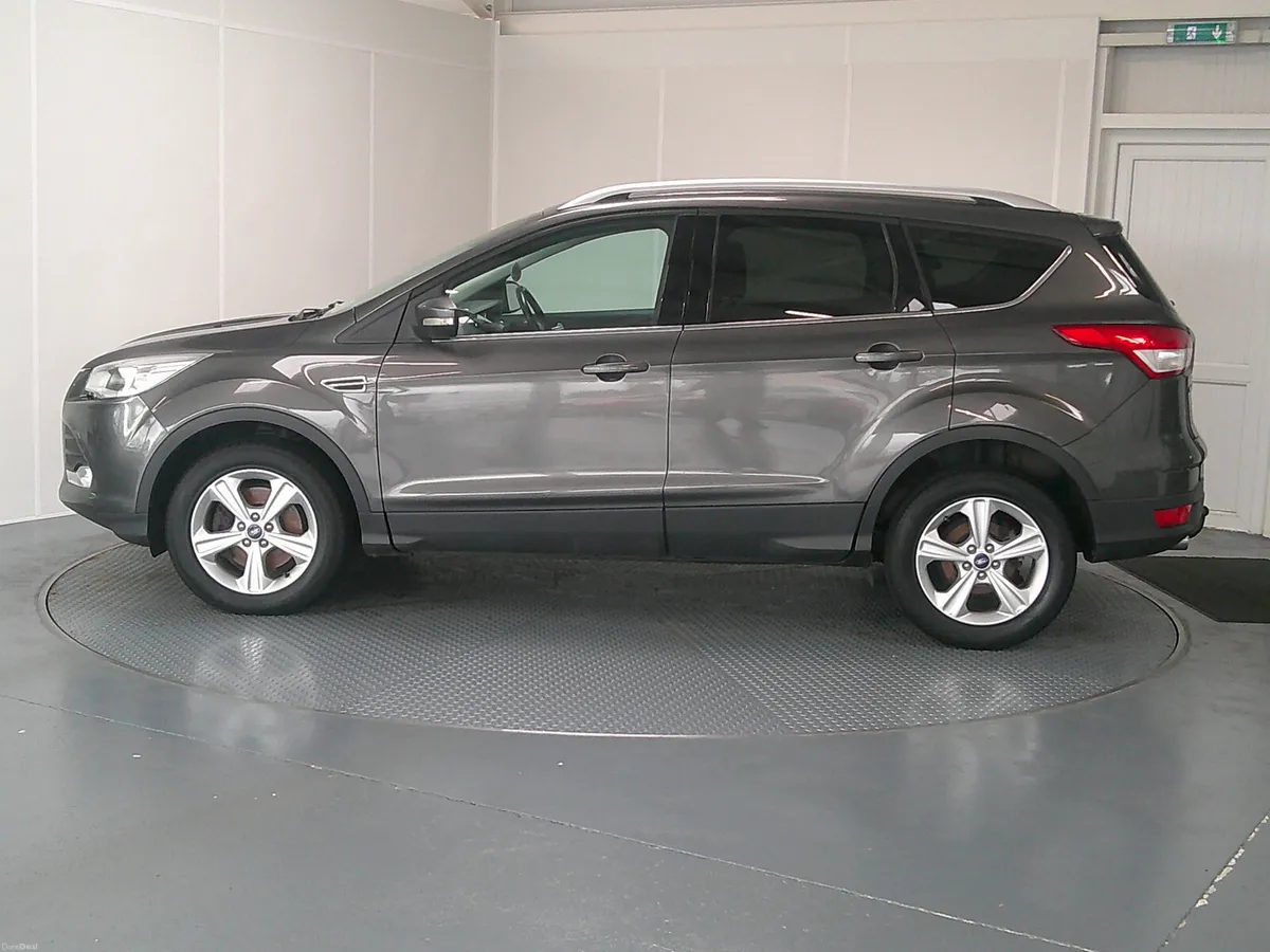 Ford Kuga 2015 - Image 4
