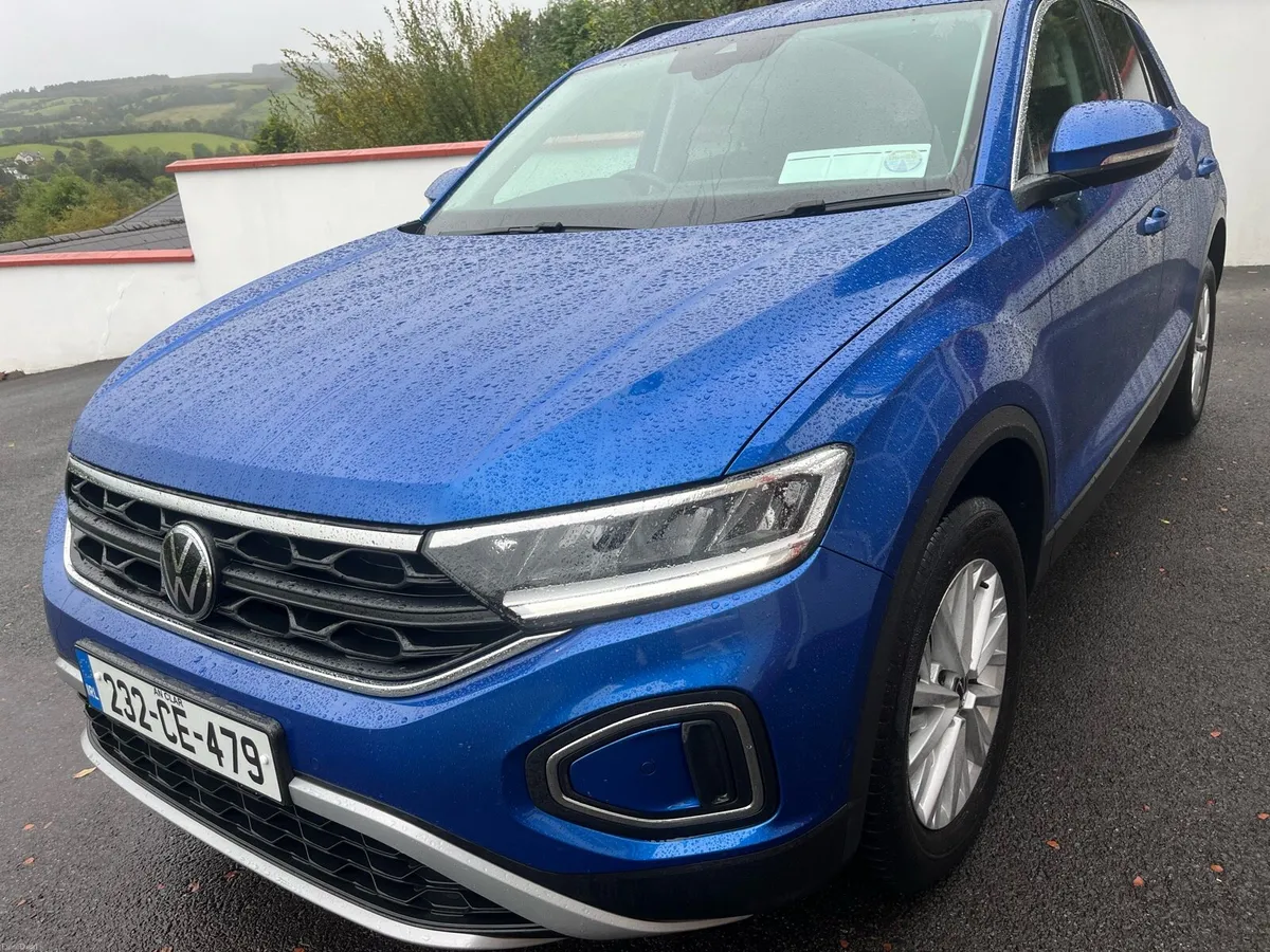 2023 vw T ROC life 2.0 TDI 116 bhp - Image 2