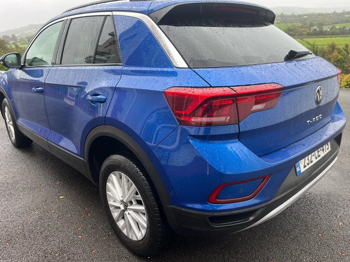 2023 vw T ROC life 2.0 TDI 116 bhp - Image 3