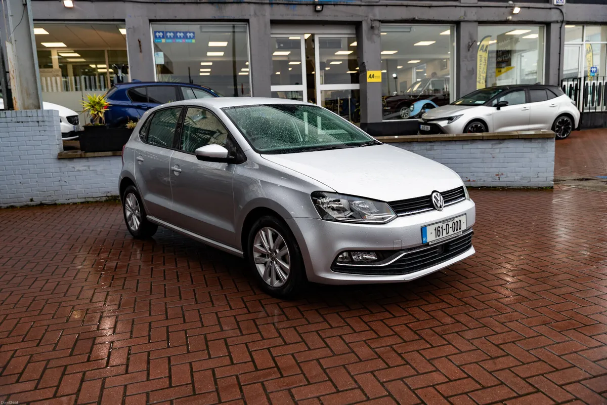 VOLKSWAGEN POLO 1.2 TSI COMFORTLINE AUTOMATIC - Image 1