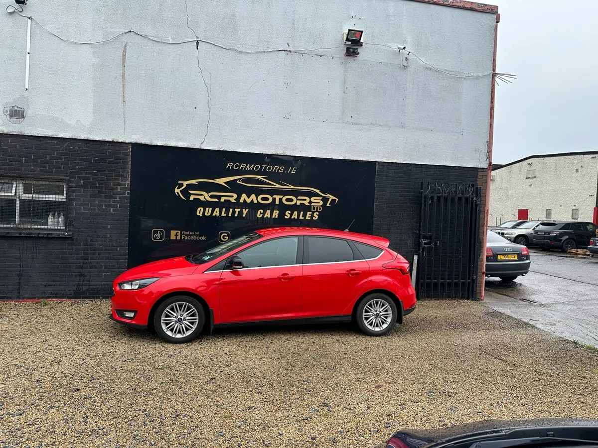 Warranty Ford Focus Petrol Low Miles - Image 3