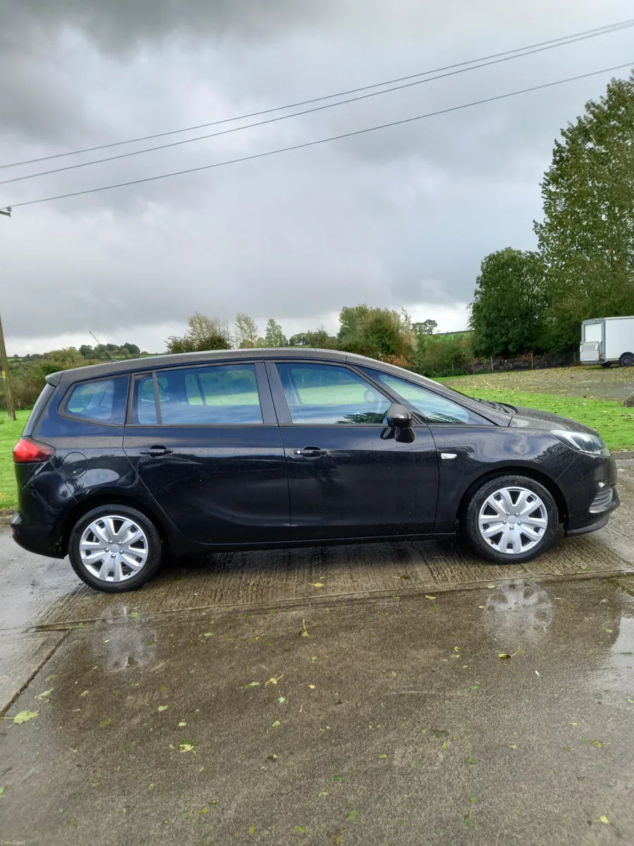 2018 Opel Zafira AUTOMATIC 1.4 Petrol - Image 1