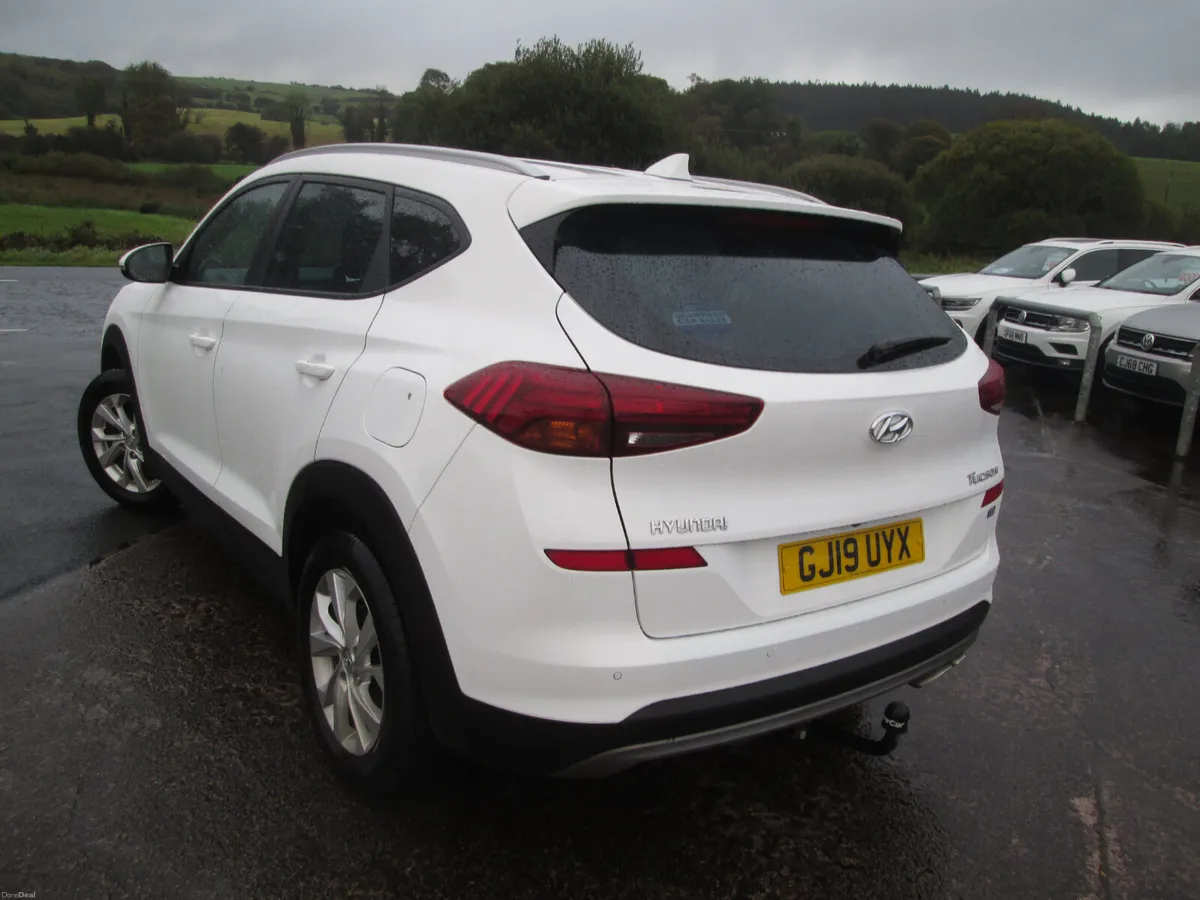 2019  HYUNDAI  TUCSON  1.6  CRDI  SE  NAV  5DR - Image 4