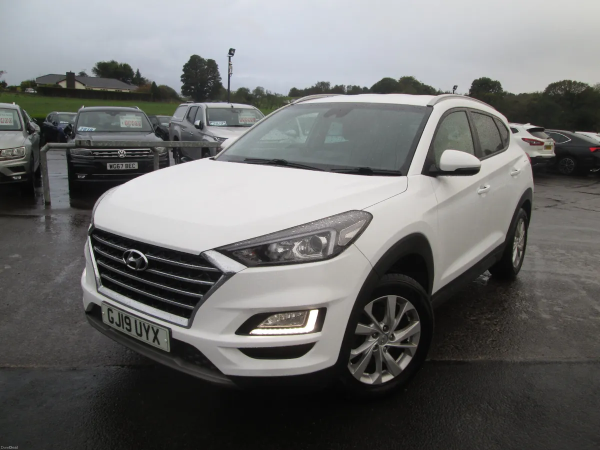 2019  HYUNDAI  TUCSON  1.6  CRDI  SE  NAV  5DR - Image 2