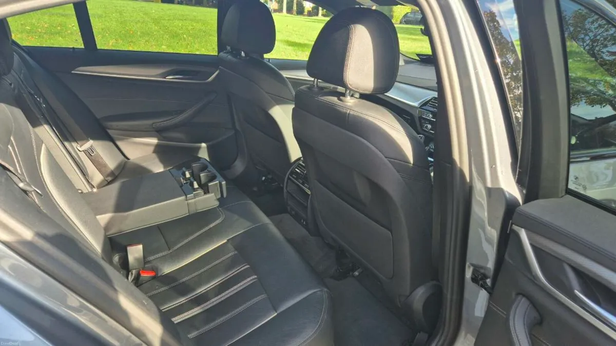 BMW 530e Petrol Hybrid M Sport - Image 4