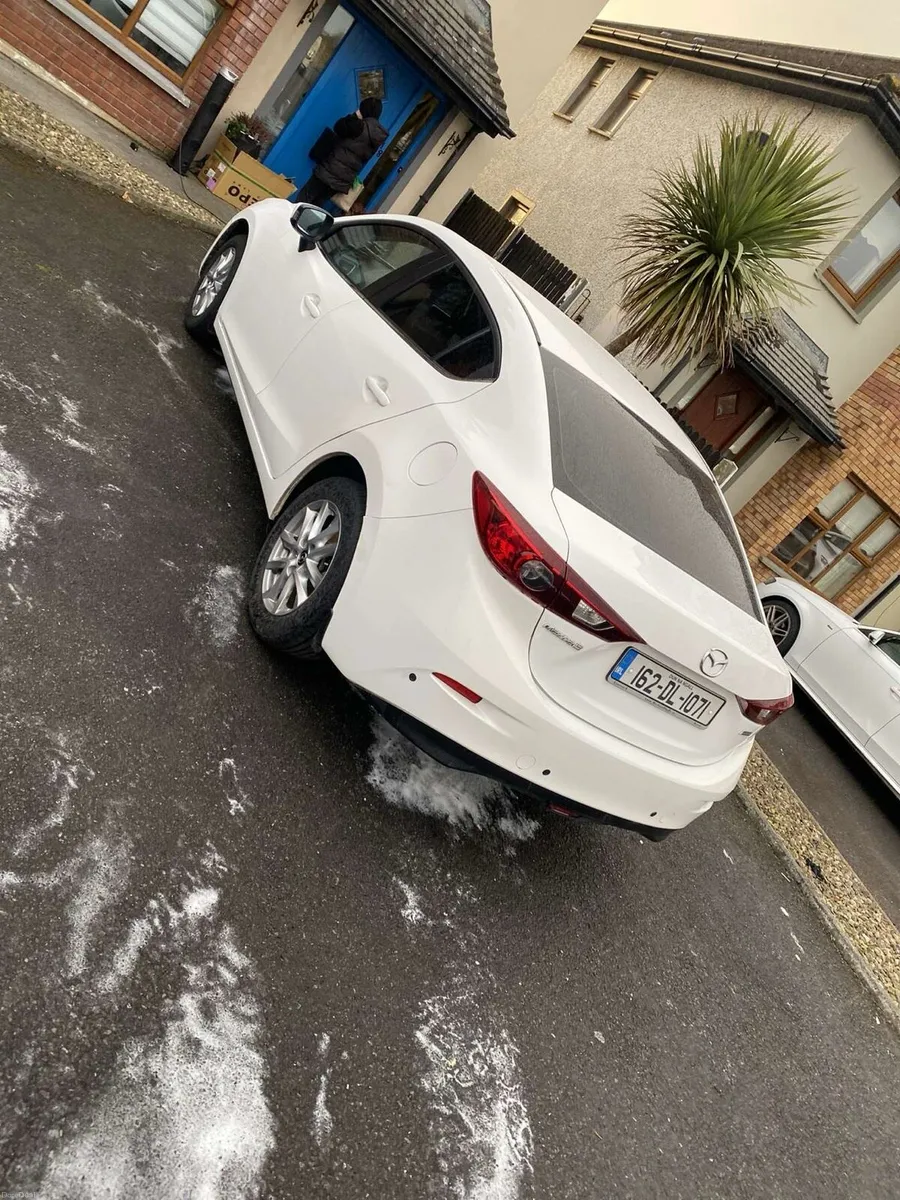 Mazda 3 - Image 3