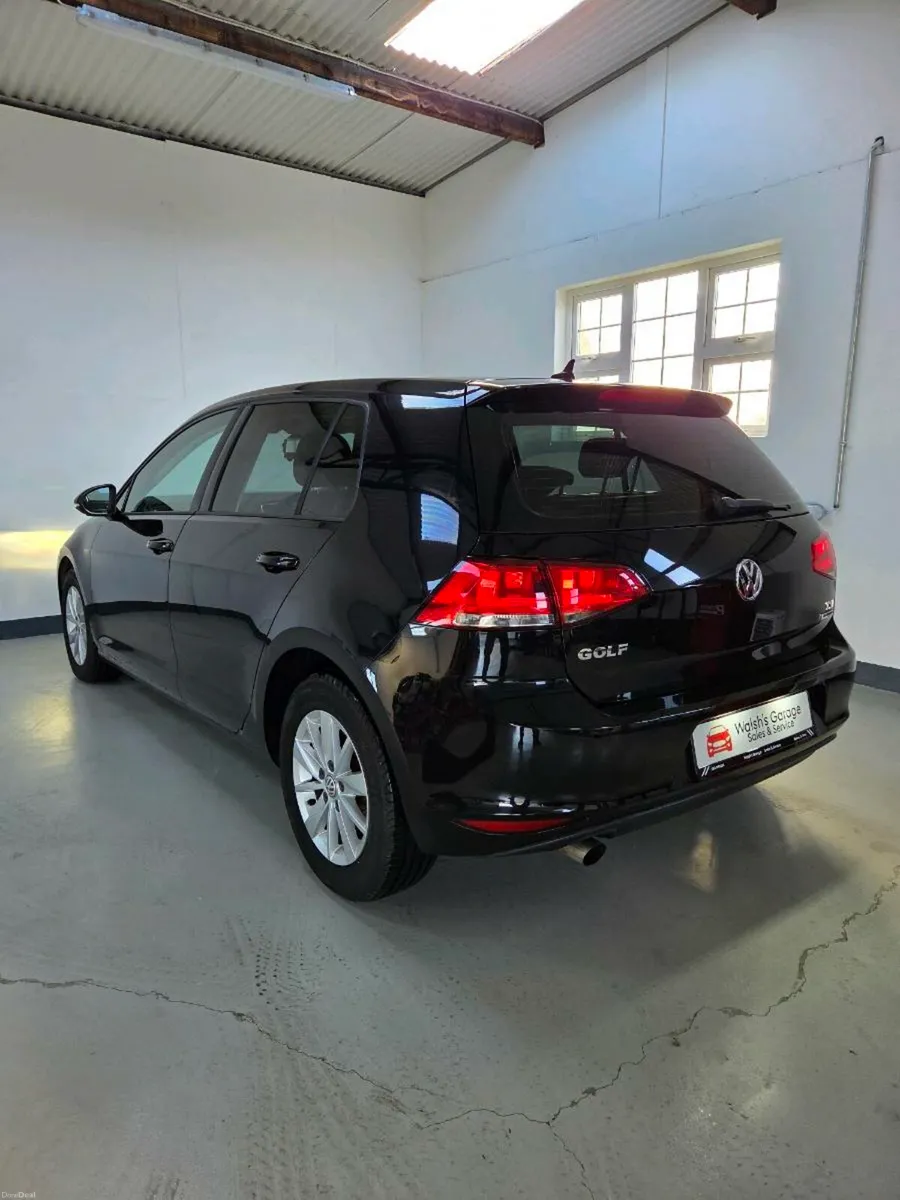 Volkswagen Golf 1.2 petrol Automatic 2016 - Image 2