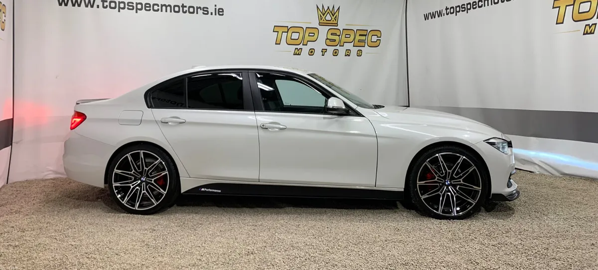 2018 BMW 3-Series 320d sport Full M-Performance St - Image 2