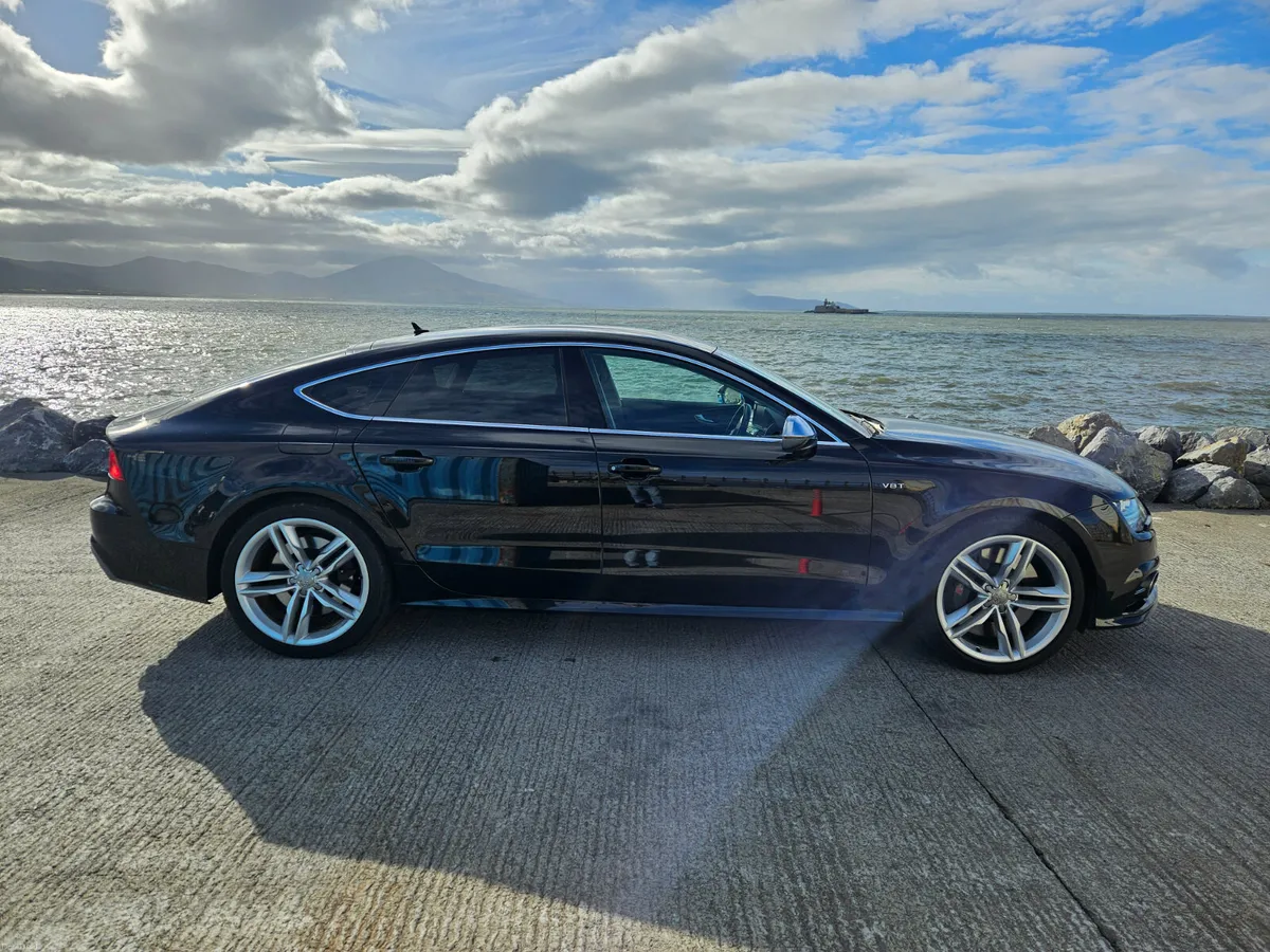 Audi S7 2016 4.0 twin turbo Quattro V8 - Image 3