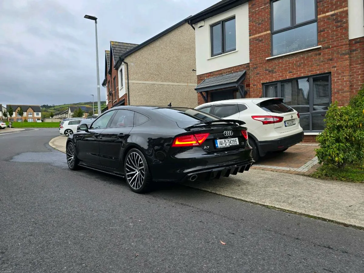 Audi A7 - Image 2