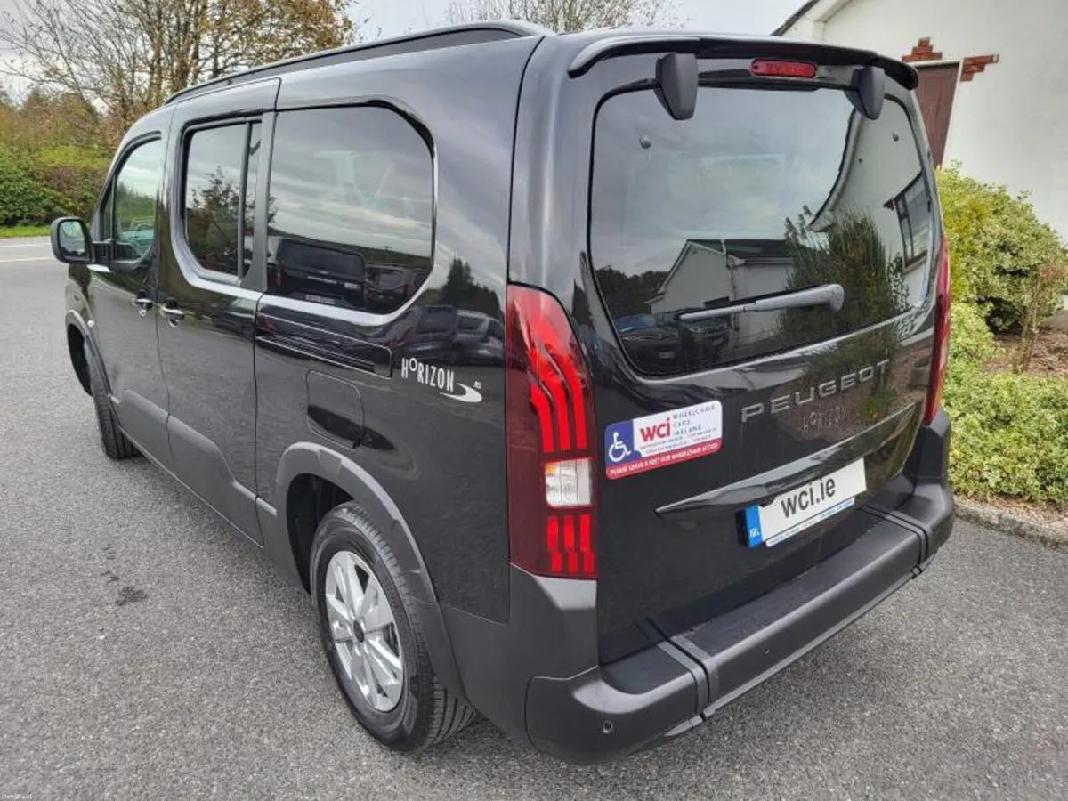 Wheelchair Accessible LWB New - Image 6