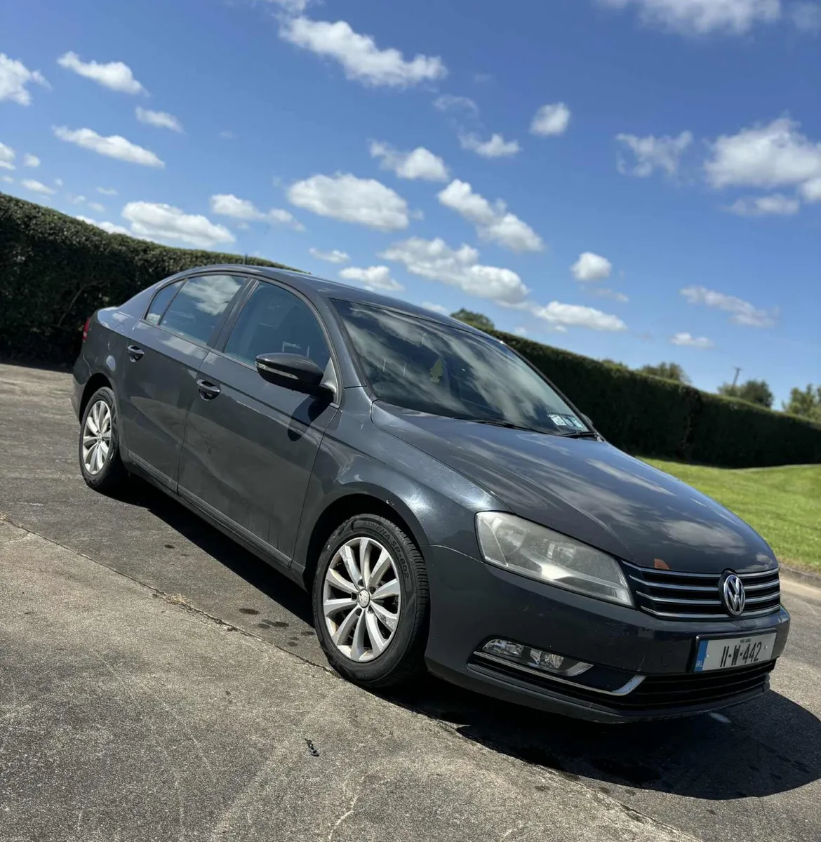 Volkswagen Passat 2011 - Image 1