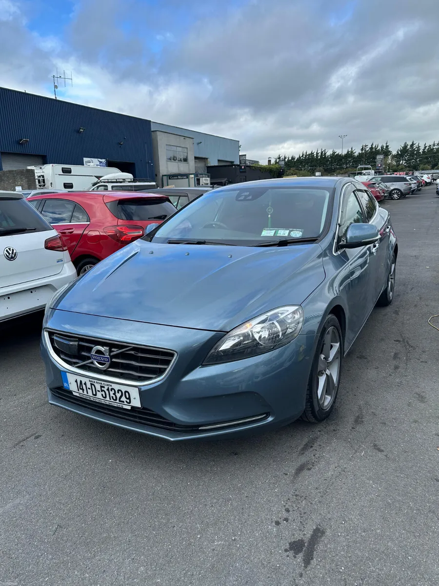 Volvo V40 2014 - Image 3