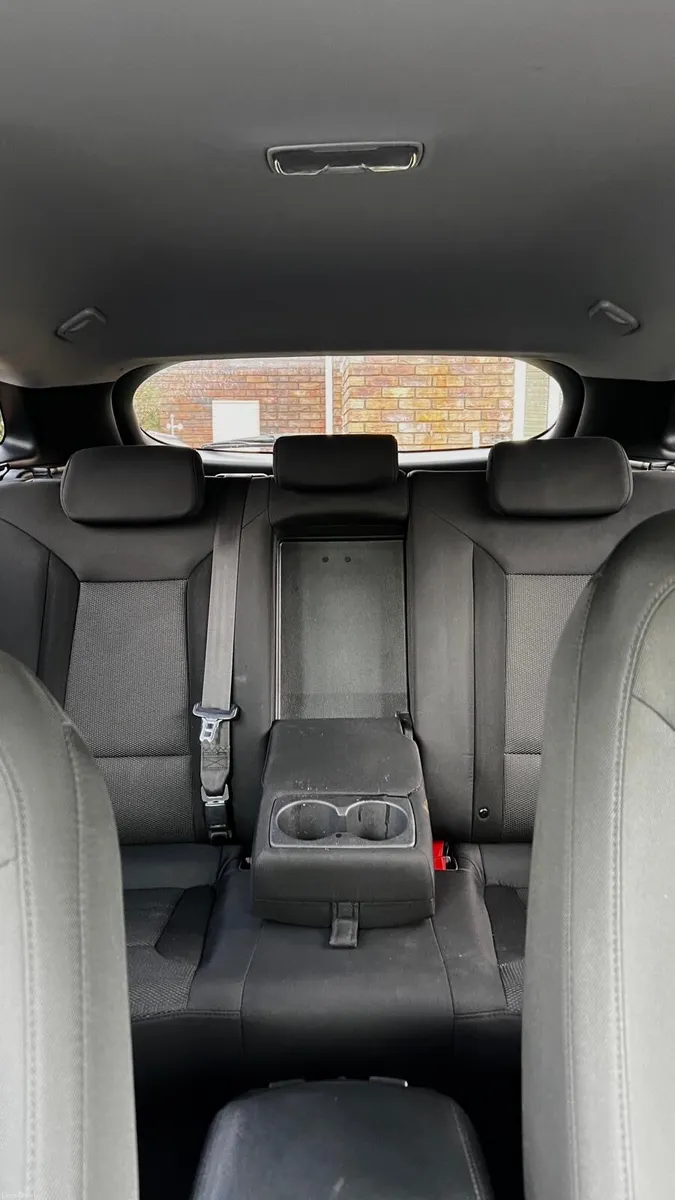 Hyundai i40 1.7 - Image 4